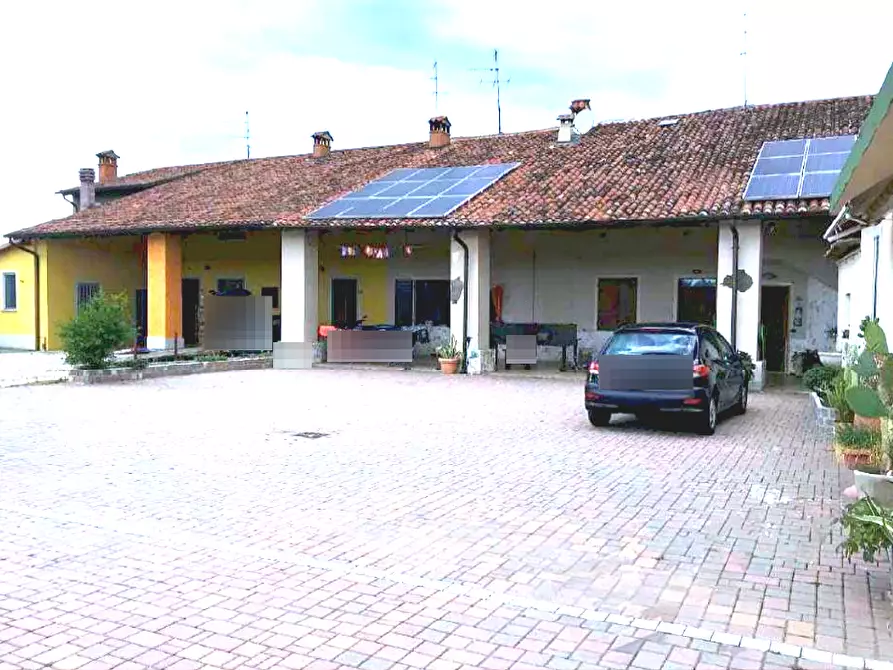 Immagine 1 di Casa indipendente in vendita  in Via Borgo San Giacomo a Orzinuovi