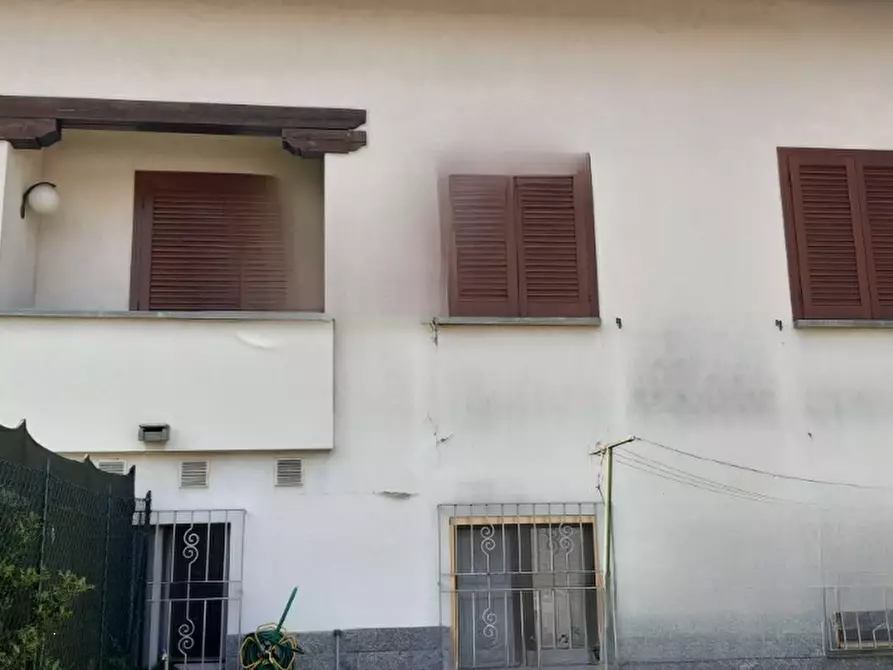 Immagine 1 di Villa in vendita  in Via Guglielmo Oberdan a Mornago