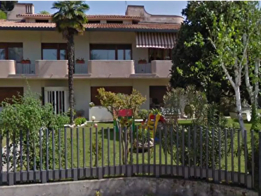 Immagine 1 di Villa in vendita  in via Don Luigi Sturzo a Sona