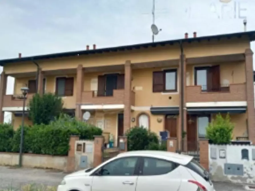 Immagine 1 di Appartamento in vendita  in via Papa Roncalli a Borgo San Giacomo