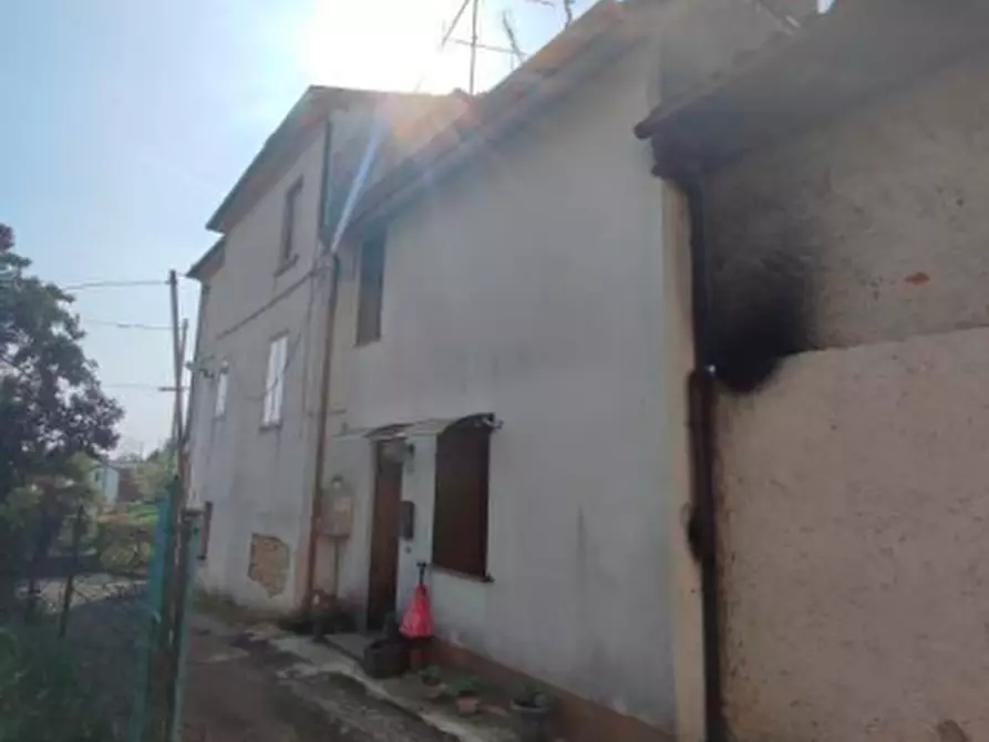 Immagine 1 di Casa indipendente in vendita  in Via Santa Chiara a Schio