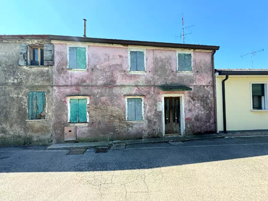 Immagine 1 di Porzione di casa in vendita  in Via Ca’ Labia a Cavarzere