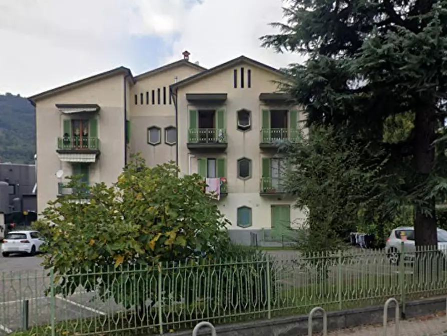 Immagine 1 di Appartamento in vendita  in Via Nazionale a Casazza