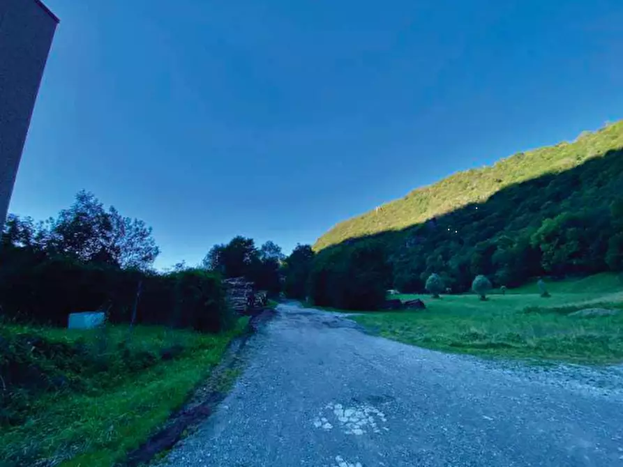 Immagine 1 di Terreno agricolo in vendita  in Via Antonio Gramsci a Ballabio