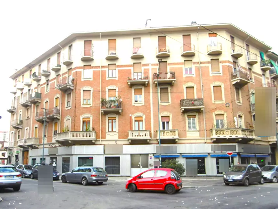 Immagine 1 di Appartamento in vendita  in Via Chiesa della salute a Torino