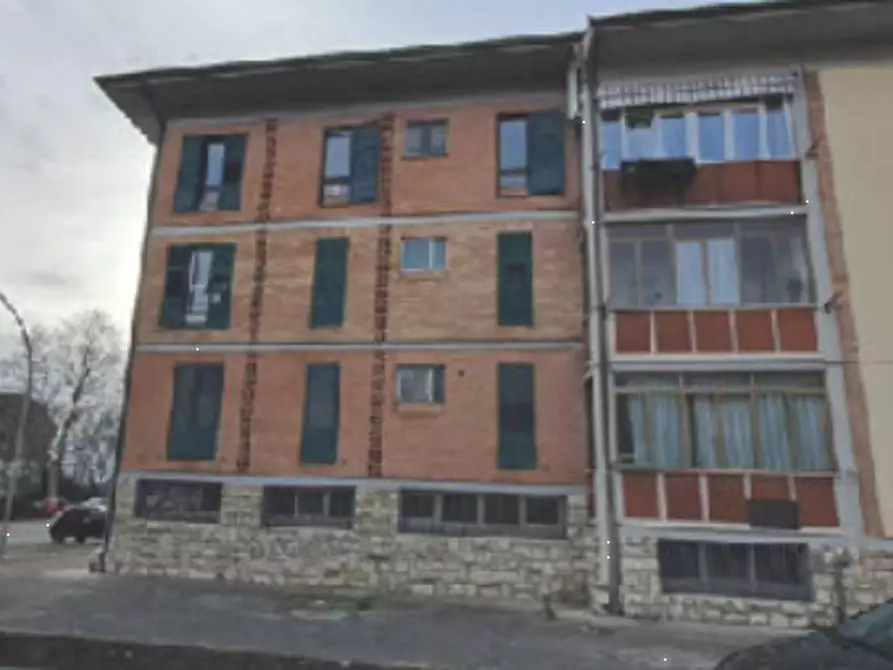 Appartamento in vendita in Via delle Gardenie a Prato
