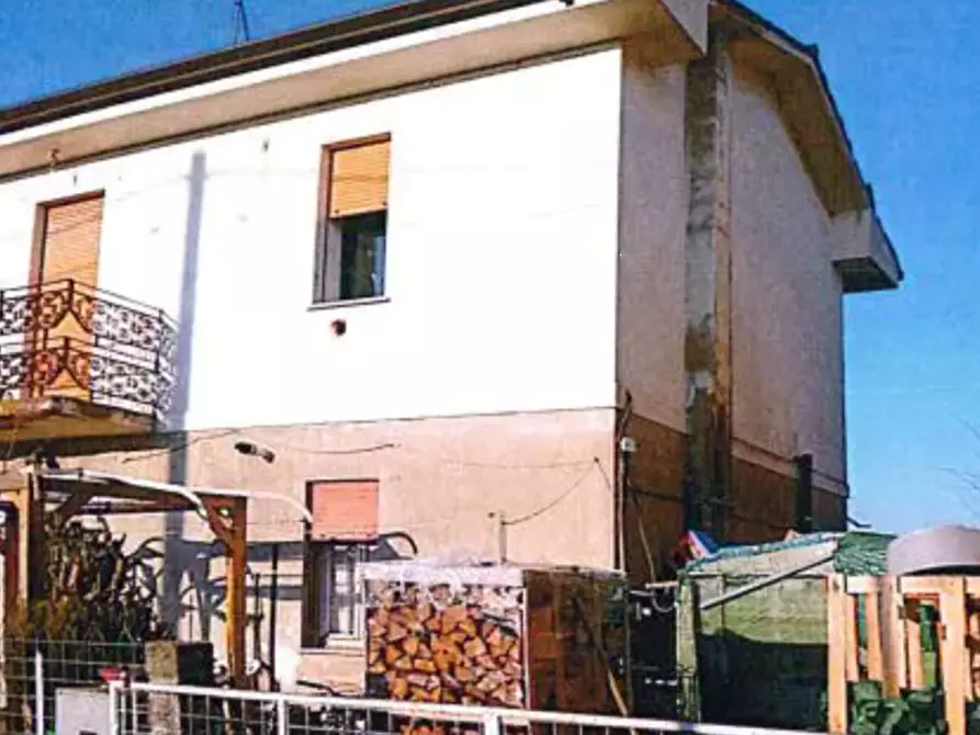 Immagine 1 di Casa indipendente in vendita  in Via Matteotti a Villamarzana