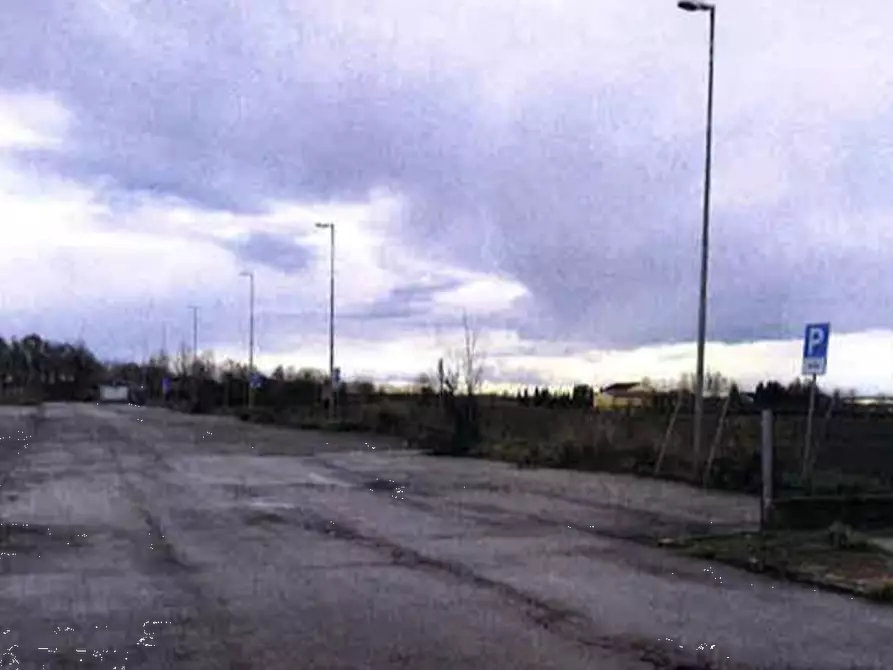 Terreno edificabile in vendita in Località Novi di Modena a Novi Di Modena
