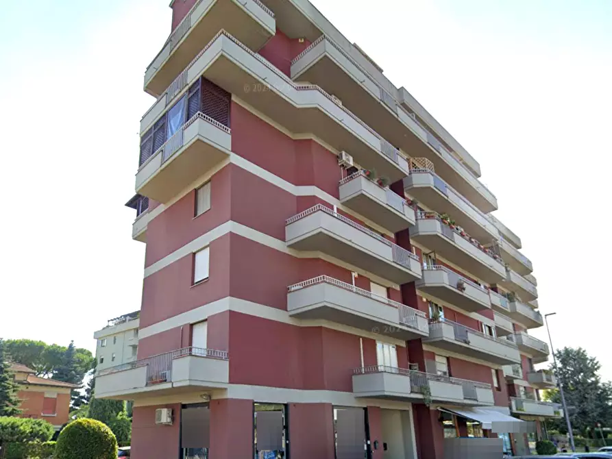 Immagine 3 di Ufficio in vendita  in Via Galileo Ferraris a Prato
