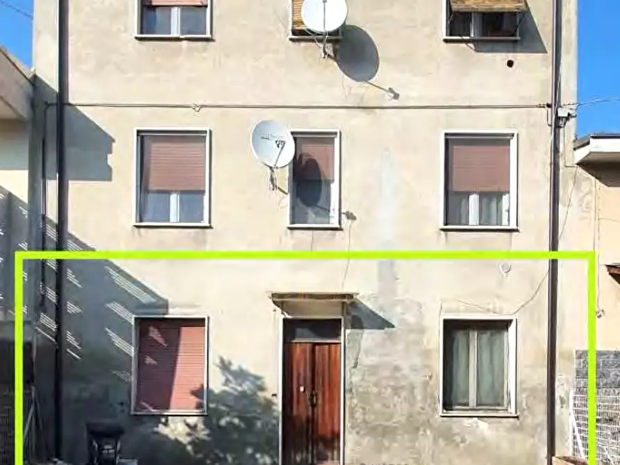 Immagine 1 di Appartamento in vendita  in Via Don Beotti a Gragnano Trebbiense