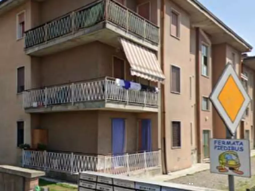 Immagine 7 di Appartamento in vendita  in Via Pace a Spirano