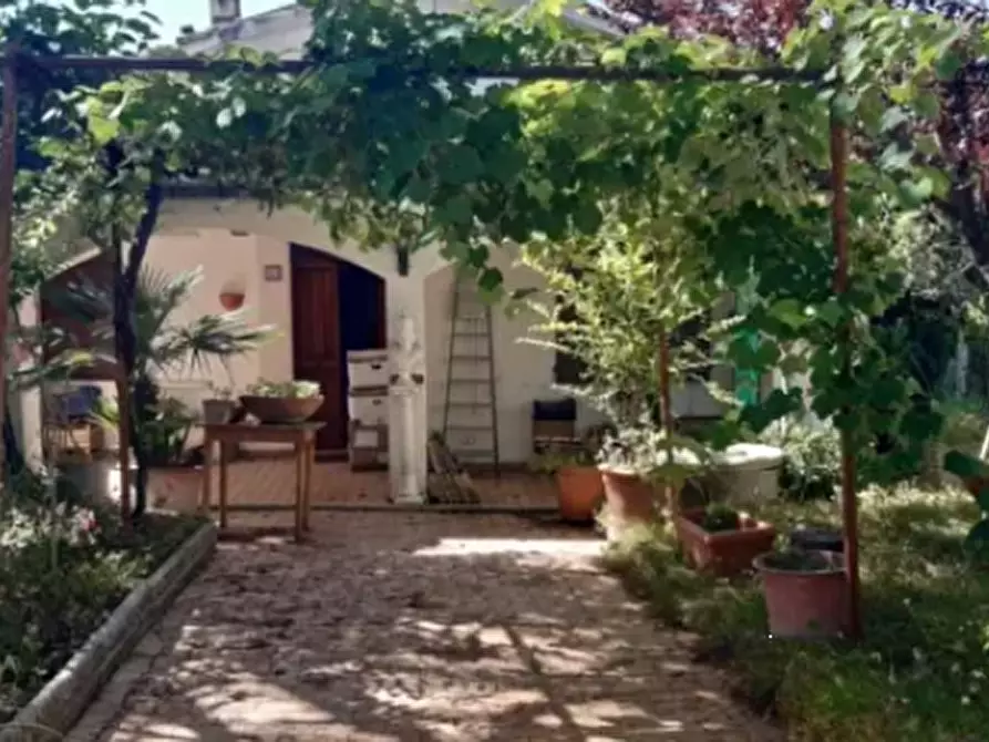 Immagine 2 di Villa in vendita  in Via Chiodi  a Montappone