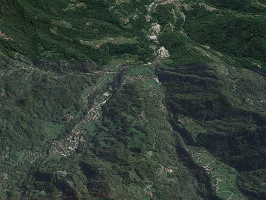 Immagine 13 di Porzione di casa in vendita  in Via Penzi a Valli Del Pasubio
