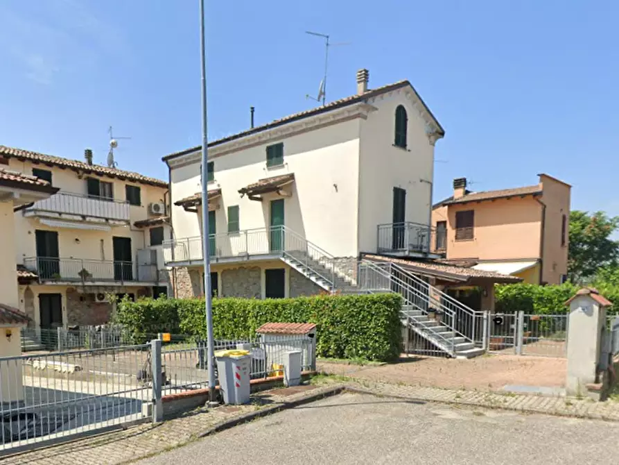 Immagine 6 di Appartamento in vendita  in Via Di Vittorio  a Rivergaro