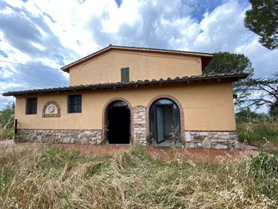 Immagine 1 di Rustico / casale in vendita  in Via di Spicchiello a Lastra A Signa