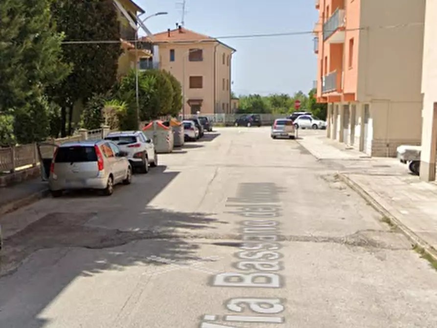 Immagine 16 di Appartamento in vendita  in Via Bassano del Grappa a Falconara Marittima
