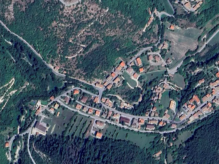Immagine 7 di Appartamento in vendita  in Via Ballano a Frontone