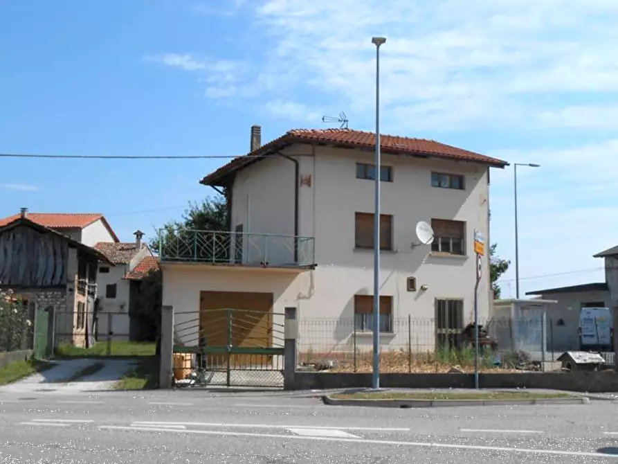 Immagine 1 di Casa indipendente in vendita  in Borgo S. Antonio a Valvasone Arzene