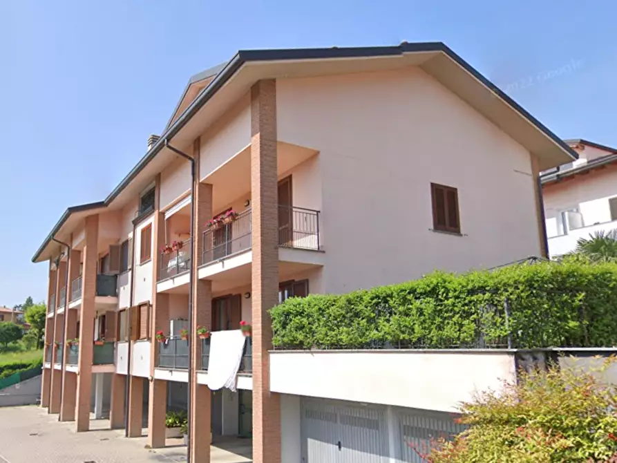 Immagine 2 di Appartamento in vendita  in Via Bettolino a Lurago D'erba