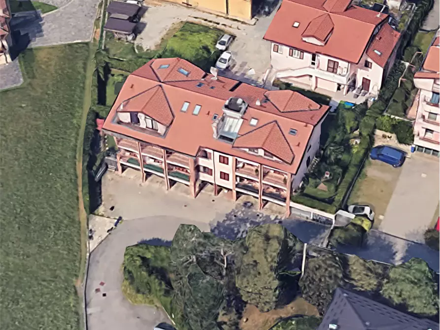 Immagine 6 di Appartamento in vendita  in Via Bettolino a Lurago D'erba