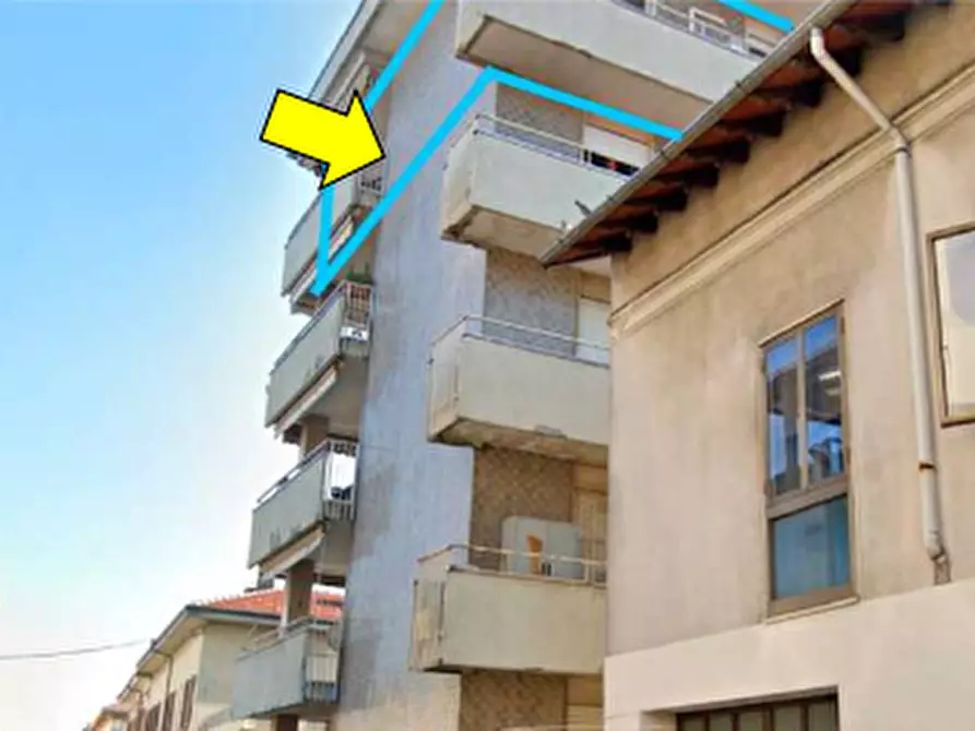 Immagine 4 di Appartamento in vendita  in Via Auda  a Busto Arsizio