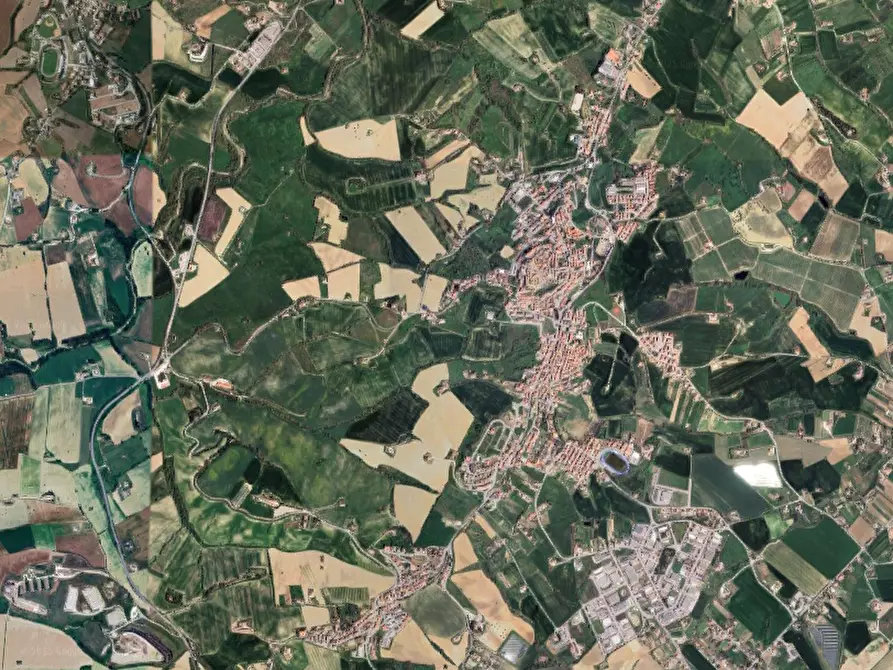 terreno edificabile in vendita a Monte Urano