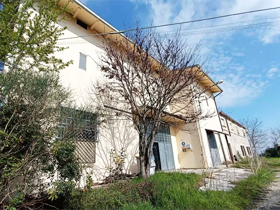 casa indipendente in vendita ad Urbino