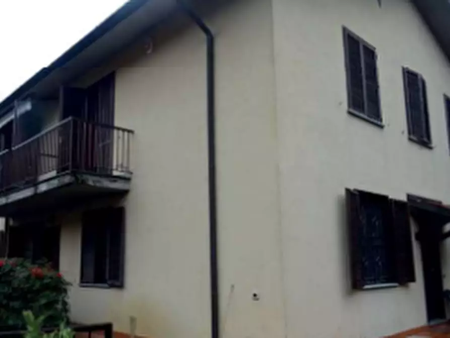 casa indipendente in vendita a Pavia in zona Casa sul Fiume