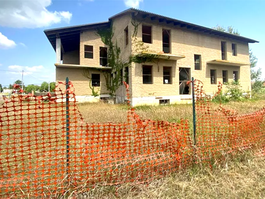 locale di sgombero in vendita ad Oviglio
