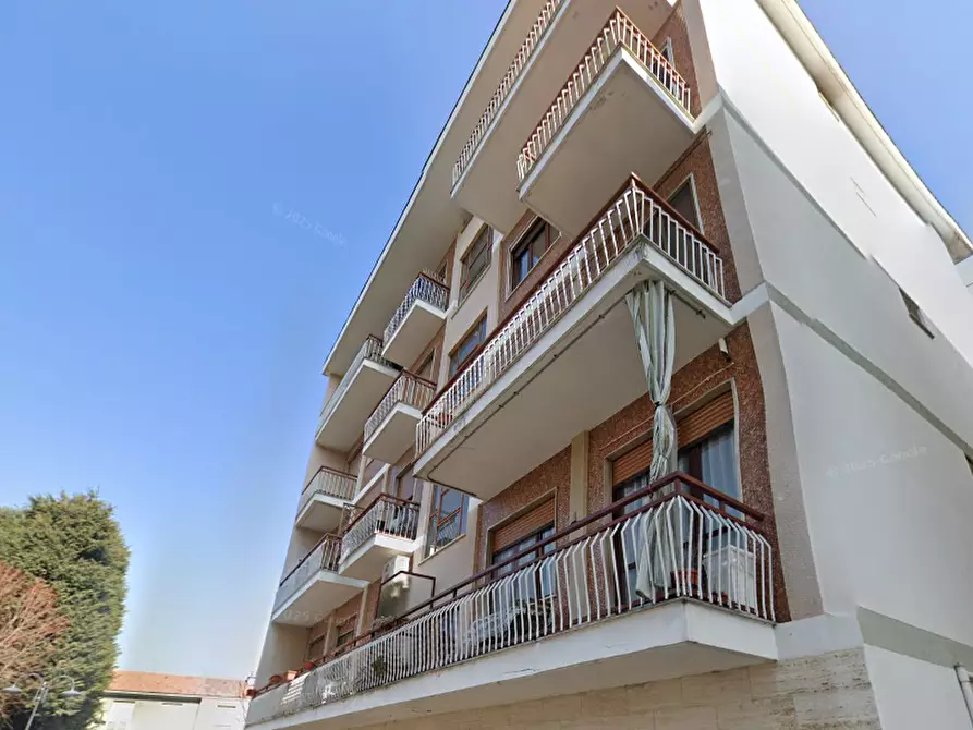 Immagine 2 di Appartamento in vendita  in Via Kennedy a Caselle Torinese