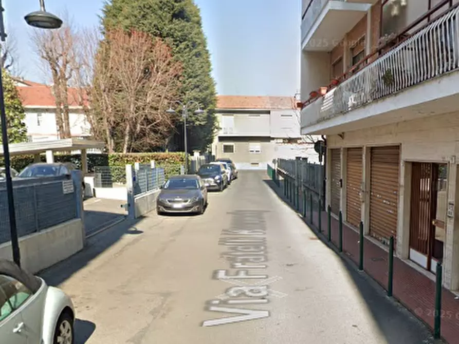 Immagine 4 di Appartamento in vendita  in Via Kennedy a Caselle Torinese
