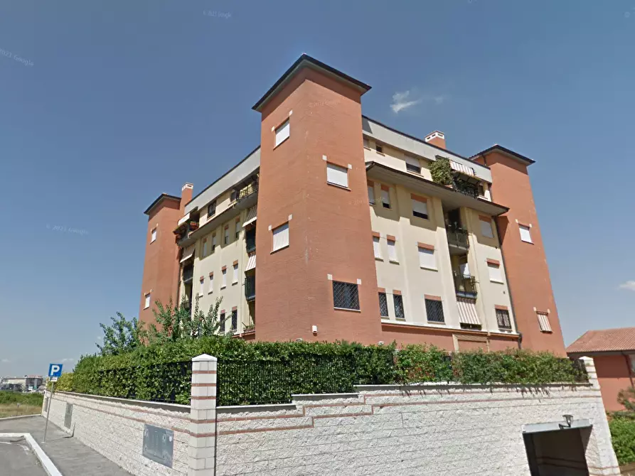 Immagine 4 di Appartamento in vendita  in Via Alberto Marvelli a Roma