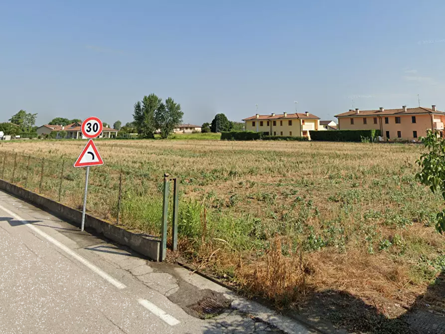 terreno edificabile in vendita a Piacenza d'Adige