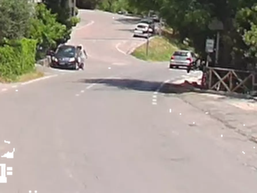 Immagine 7 di Garage in vendita  in Via Elpidiense Sud a Montegranaro