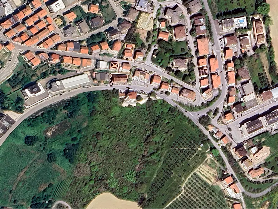 Immagine 9 di Garage in vendita  in Via Elpidiense Sud  a Montegranaro