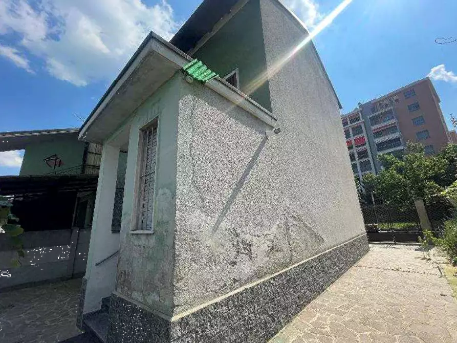 casa indipendente in vendita a Corsico