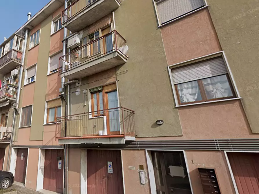 Immagine 7 di Appartamento in vendita  in  via Piave  a Marmirolo