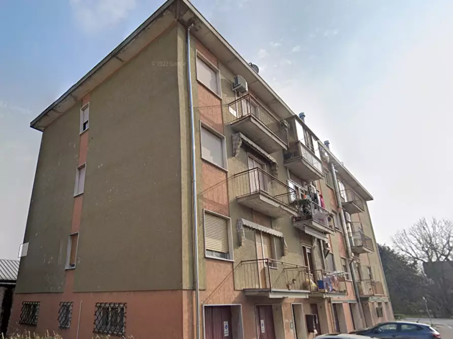 Immagine 9 di Appartamento in vendita  in  via Piave  a Marmirolo