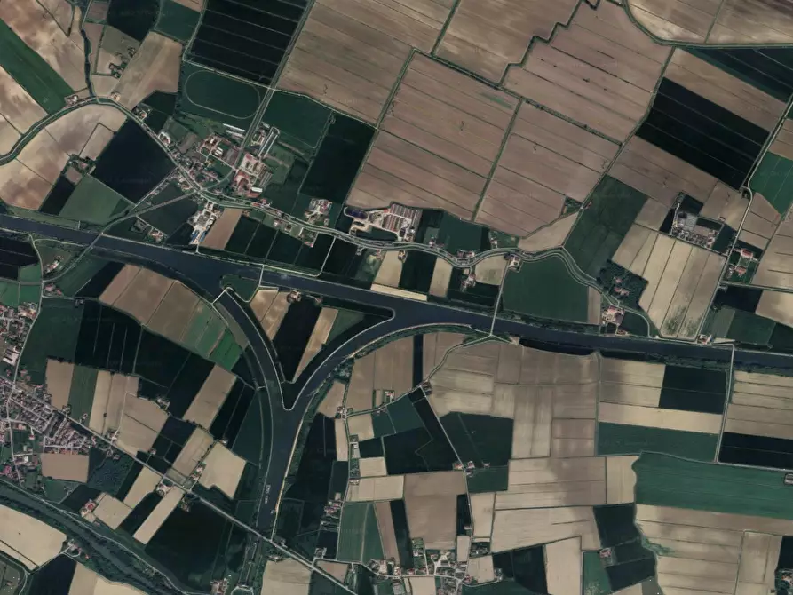 Immagine 12 di Terreno agricolo in vendita  in Via Randaccio a Roncoferraro