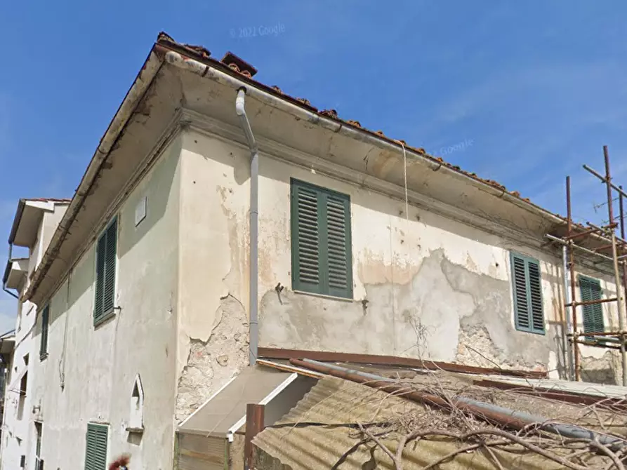 Immagine 3 di Porzione di villa in vendita  in Via Roma a Quarrata