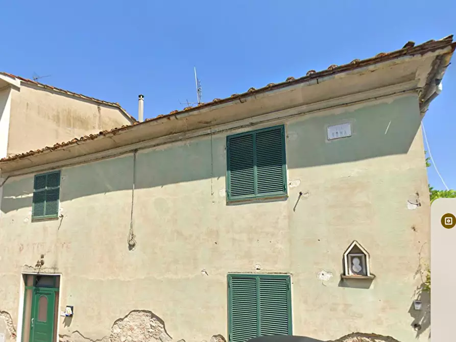 Immagine 4 di Porzione di villa in vendita  in Via Roma a Quarrata