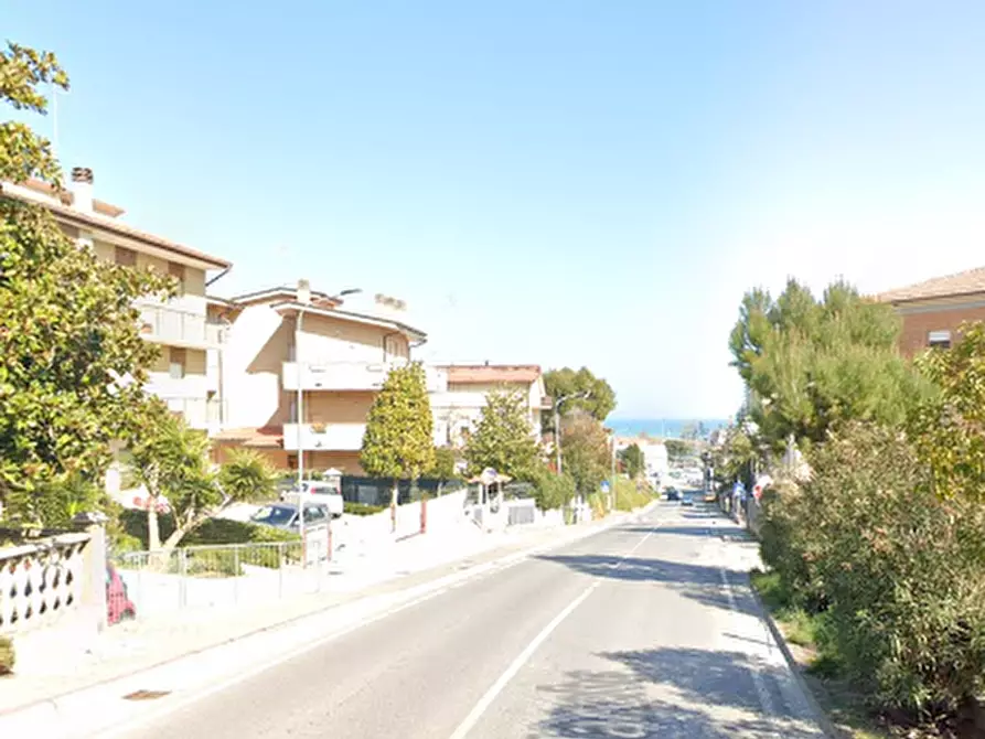 Immagine 7 di Magazzino in vendita  in Via Marche a Fermo