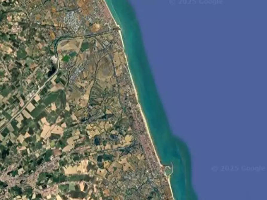 Immagine 11 di Magazzino in vendita  in Via Marche a Fermo