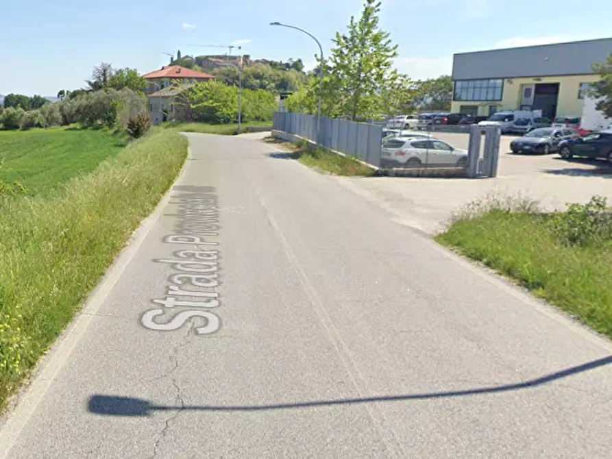 Immagine 7 di Garage in vendita  in Contrada Solagna a Rapagnano