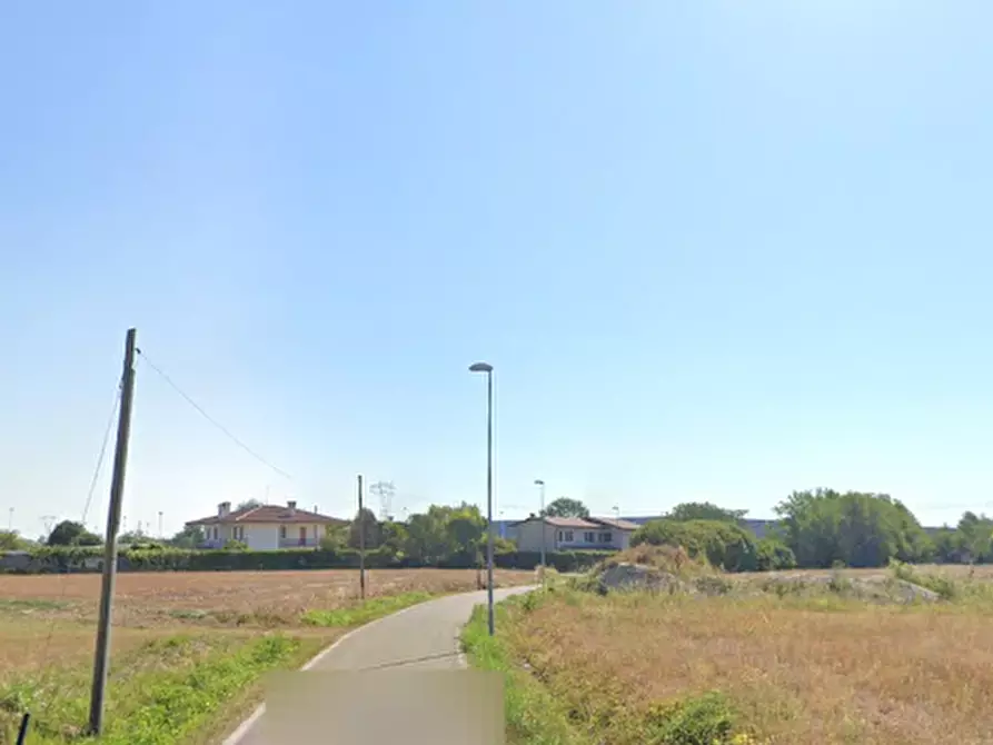 Immagine 4 di Terreno edificabile in vendita  in Via Casa Rossa a Giavera Del Montello
