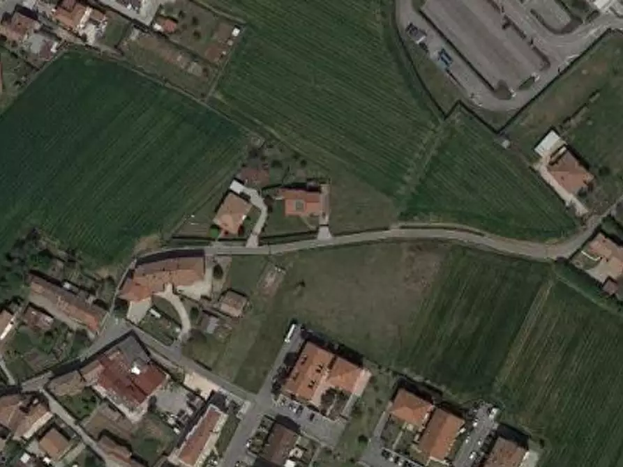 Immagine 7 di Terreno edificabile in vendita  in Via Casa Rossa a Giavera Del Montello