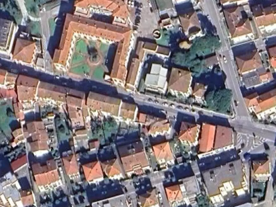 Immagine 10 di Posto auto in vendita  in Via C. Battisti  a Fucecchio