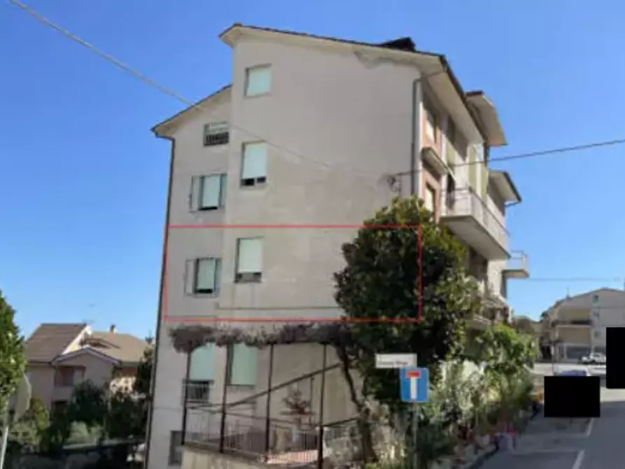 Immagine 3 di Appartamento in vendita  in Via Alessandro Manzoni a Montegranaro
