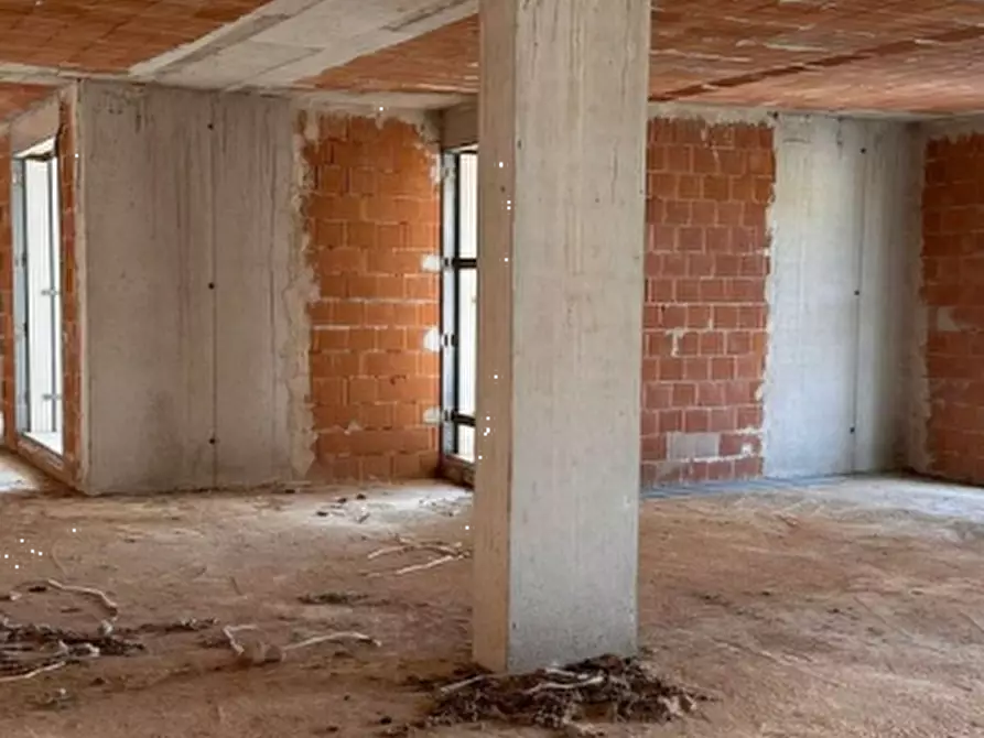 Immagine 6 di Stabile in vendita  in Via Curtatone  a Montegranaro