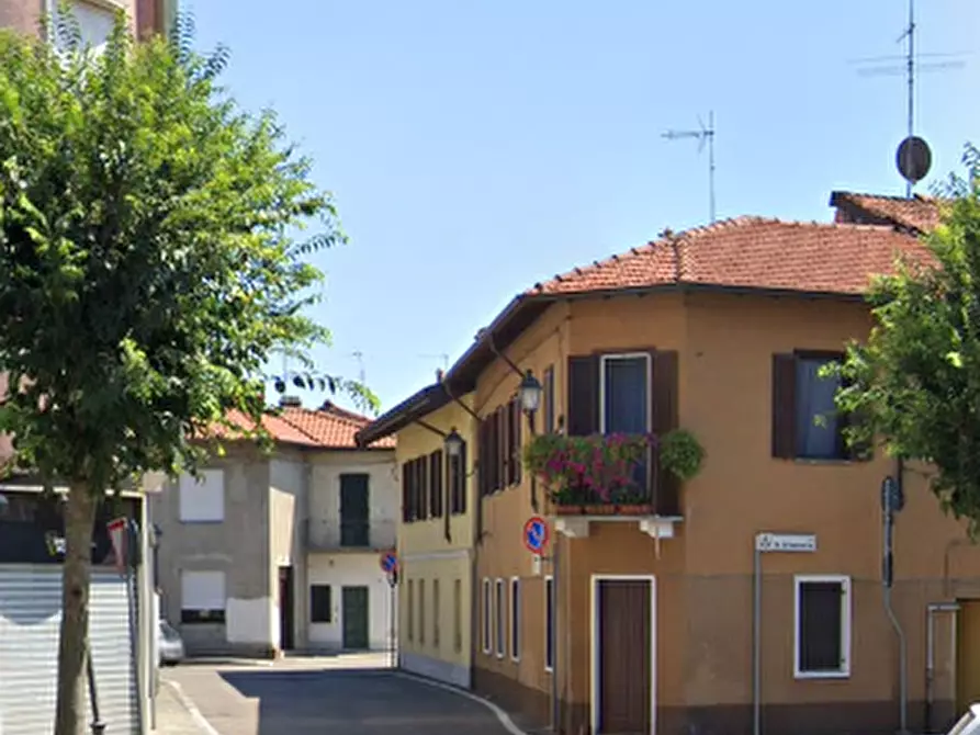 Immagine 7 di Appartamento in vendita  in Piazza Indipendenza a Parabiago